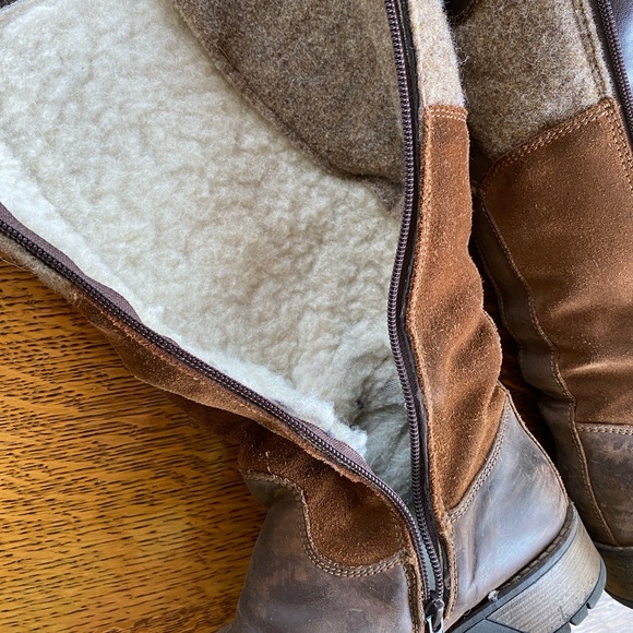 Womens Brown Leather and Wool Platform Boots - Picture 14 of 16
